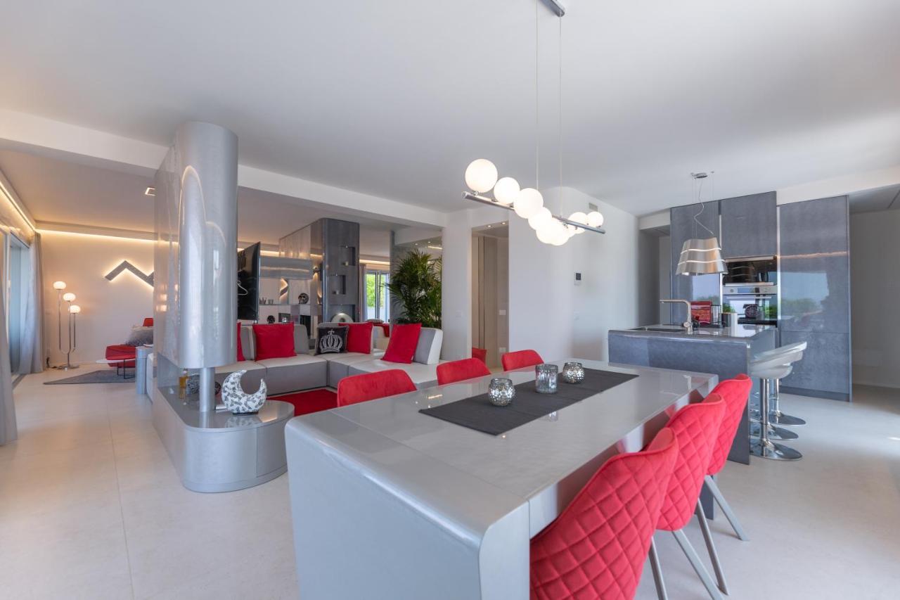 Magic Luxury Apartments Бардолино Екстериор снимка