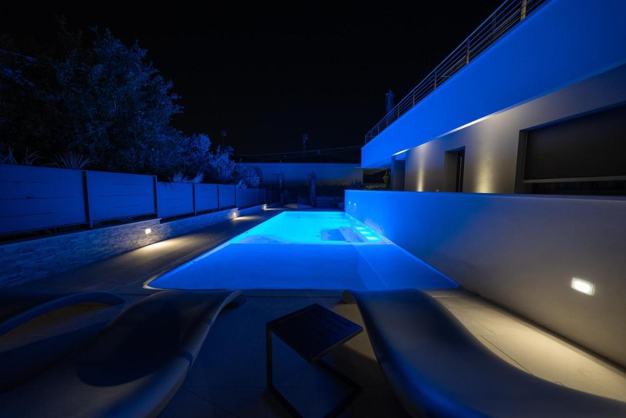 Magic Luxury Apartments Бардолино Екстериор снимка