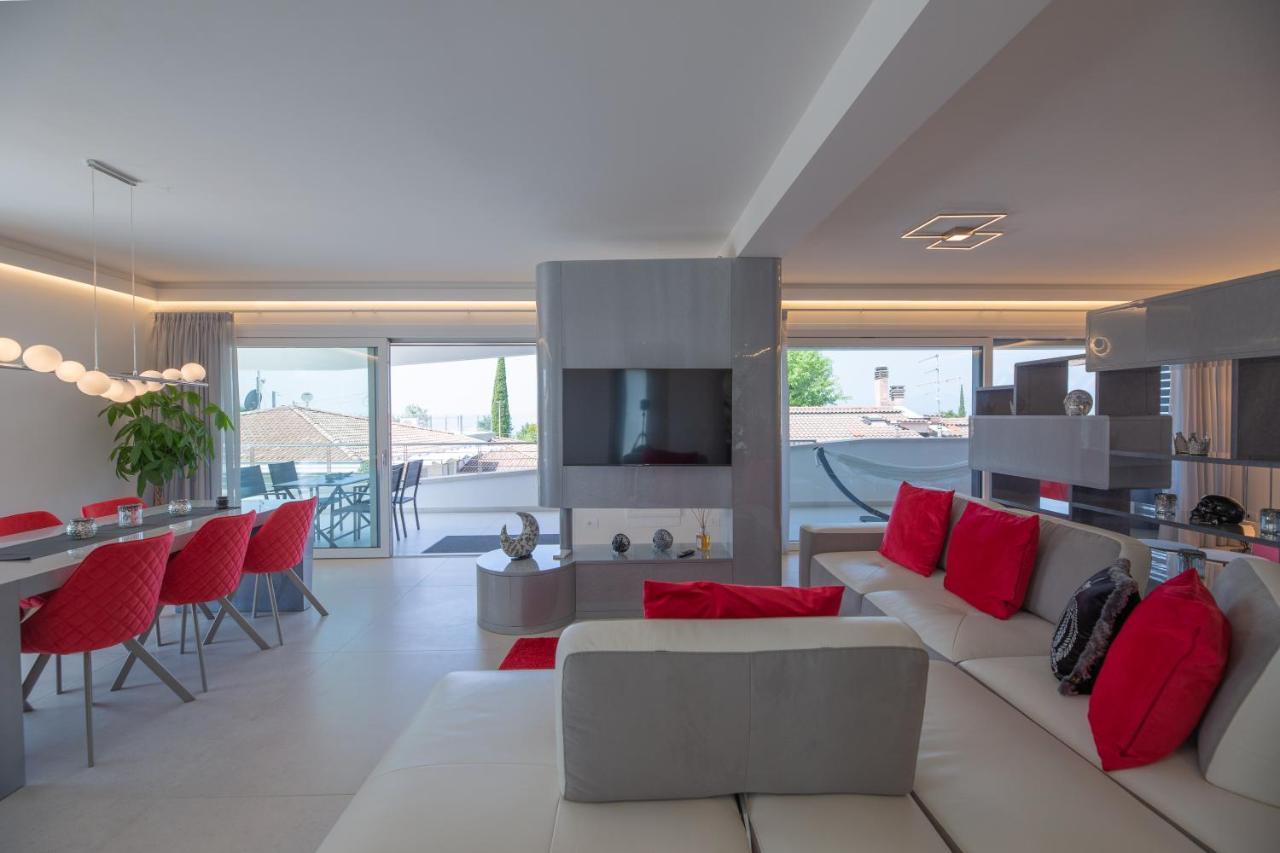 Magic Luxury Apartments Бардолино Екстериор снимка