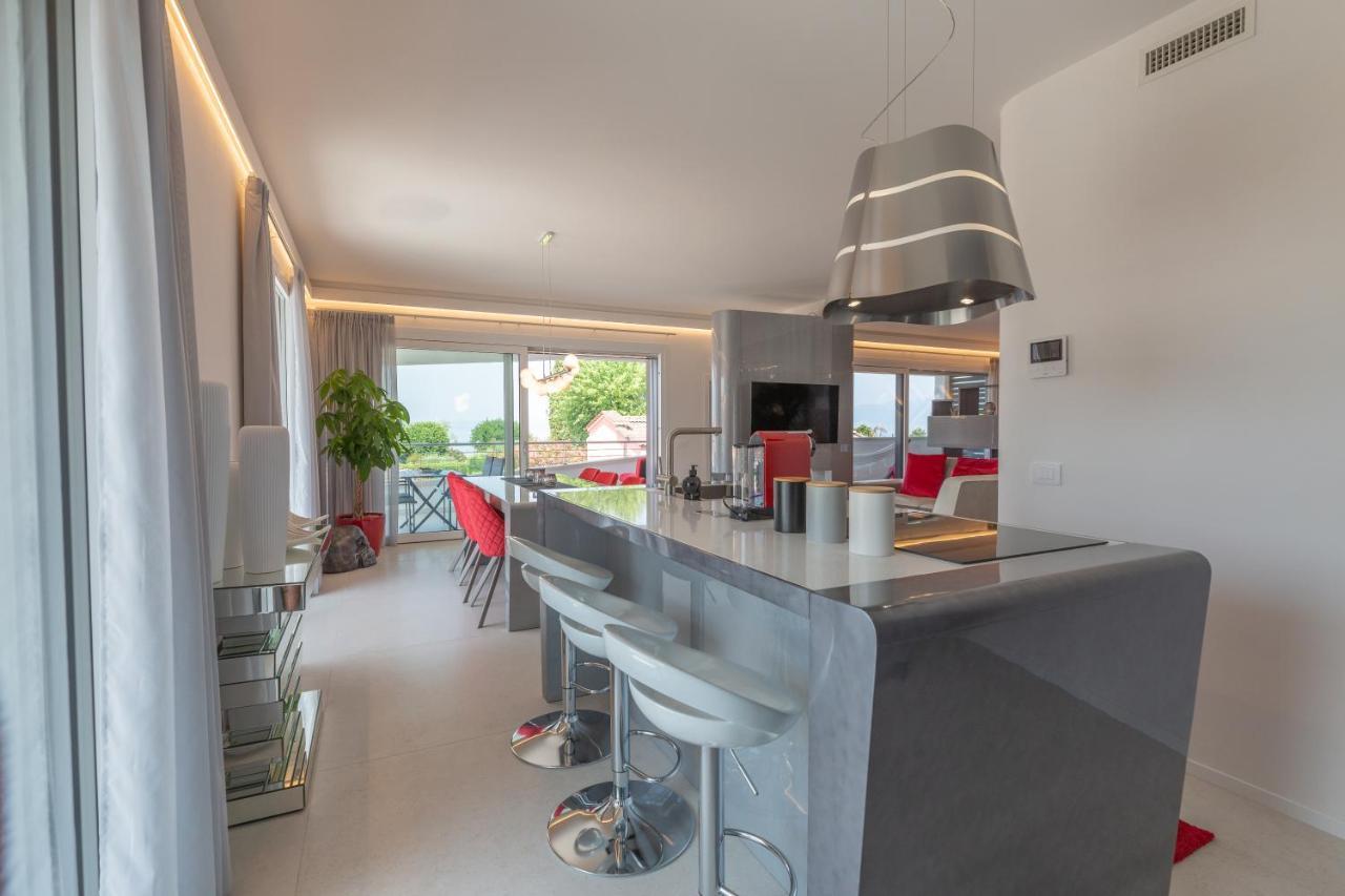 Magic Luxury Apartments Бардолино Екстериор снимка