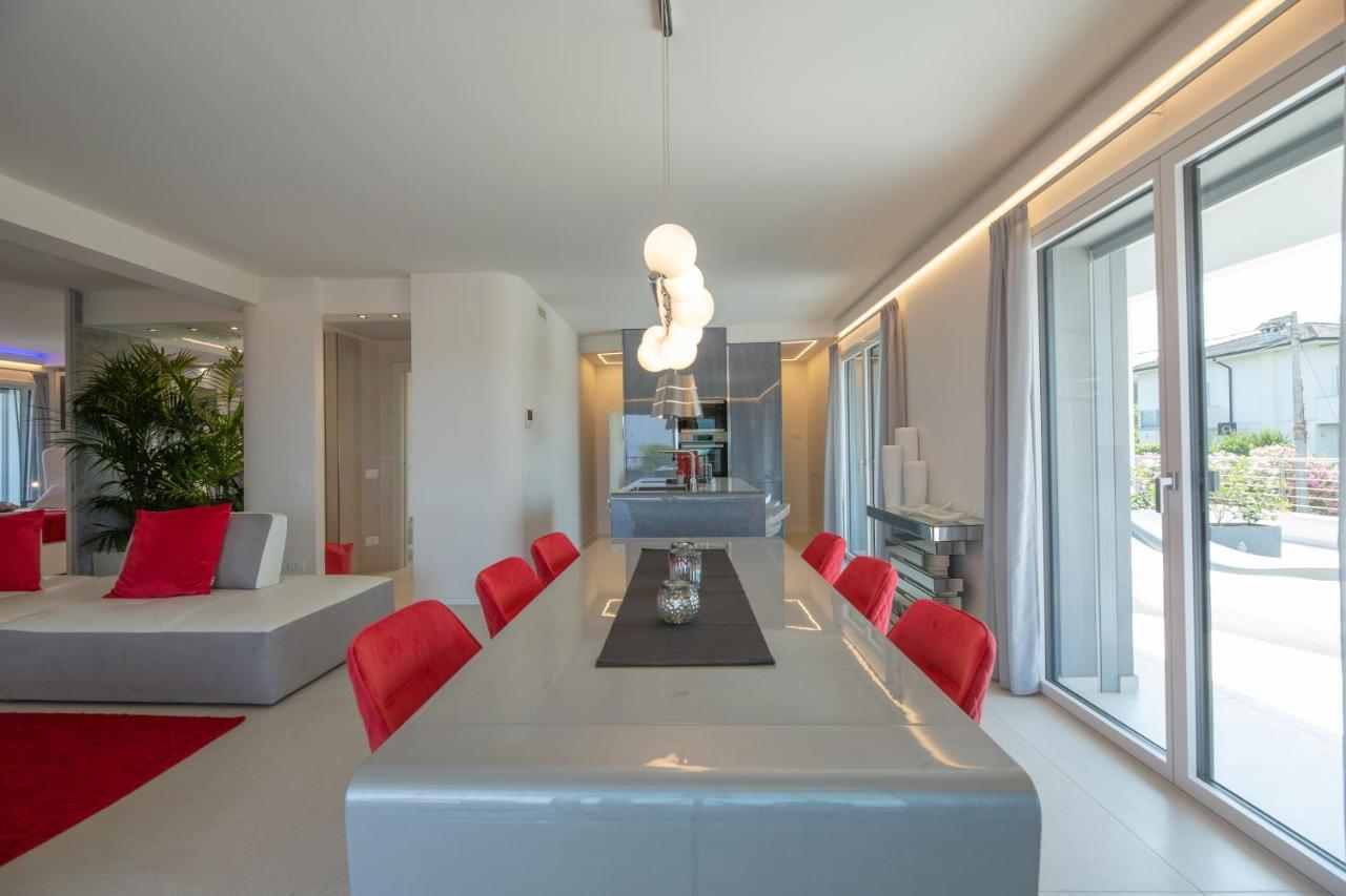 Magic Luxury Apartments Бардолино Екстериор снимка