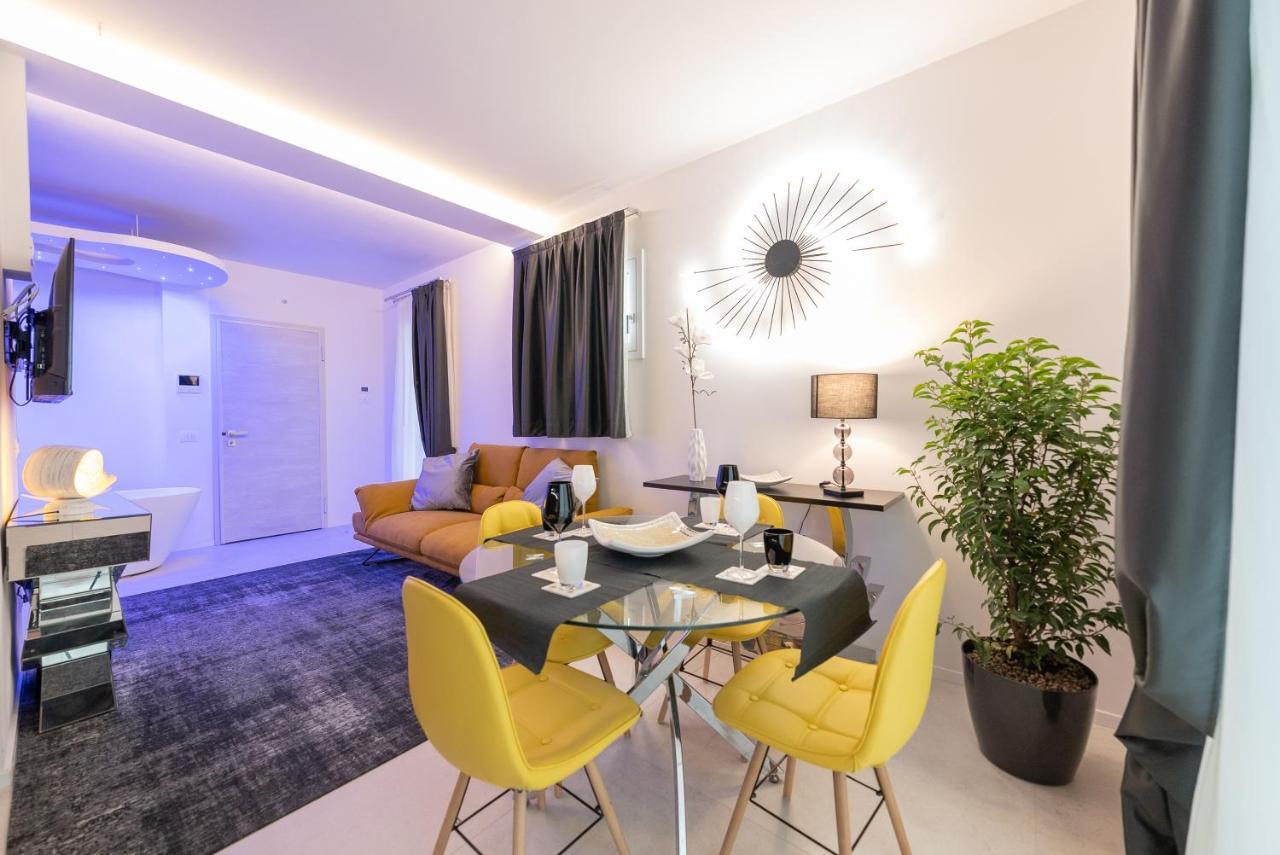 Magic Luxury Apartments Бардолино Екстериор снимка
