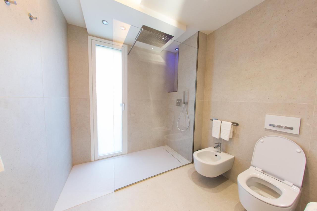 Magic Luxury Apartments Бардолино Екстериор снимка
