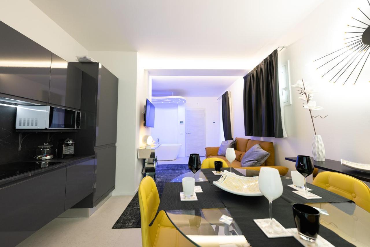 Magic Luxury Apartments Бардолино Екстериор снимка